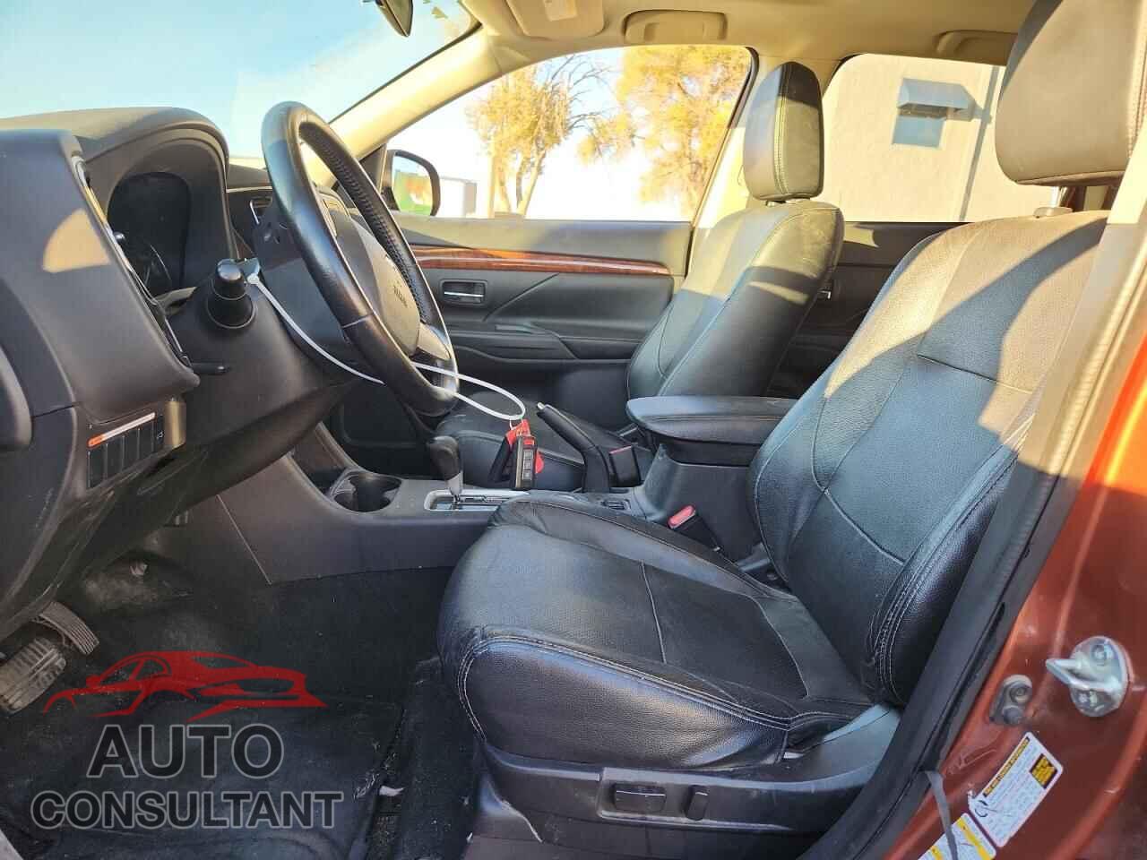 MITSUBISHI OUTLANDER 2015 - JA4AZ3A34FZ010601