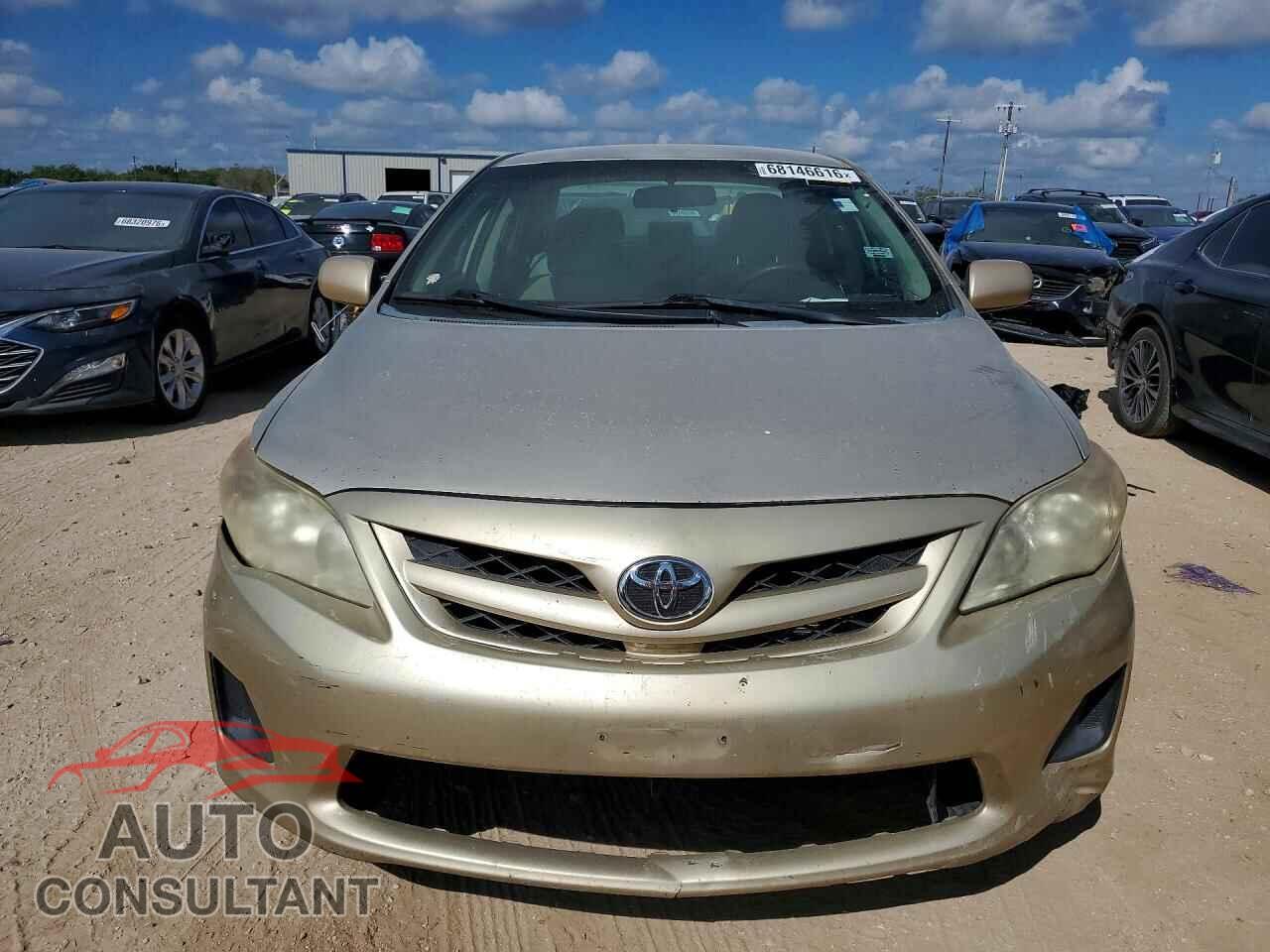 TOYOTA COROLLA 2011 - 2T1BU4EE3BC547720