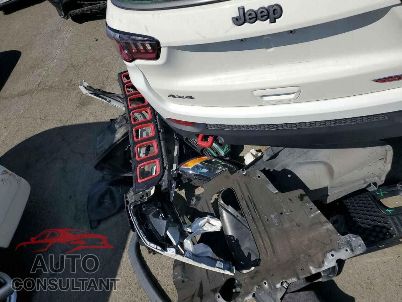 JEEP COMPASS 2017 - 3C4NJDDB8HT675132