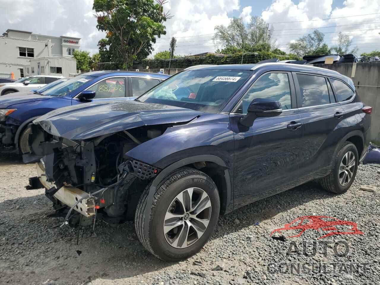 TOYOTA HIGHLANDER 2023 - 5TDKDRAH8PS504972