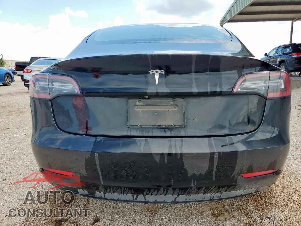 TESLA MODEL 3 2022 - 5YJ3E1EA2NF188843