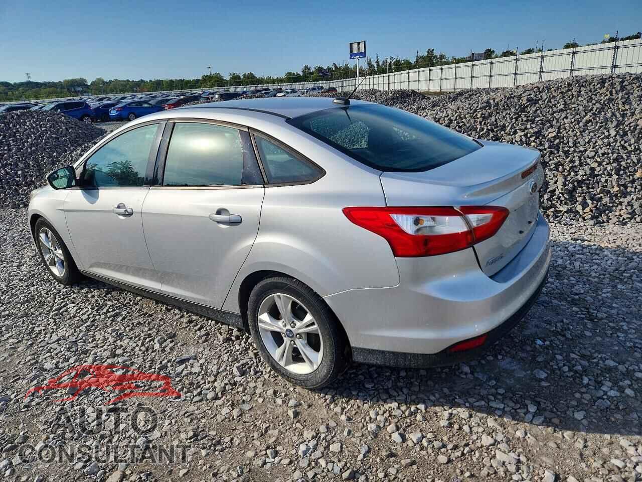 FORD FOCUS SEDA 2014 - 1FADP3F28EL214009