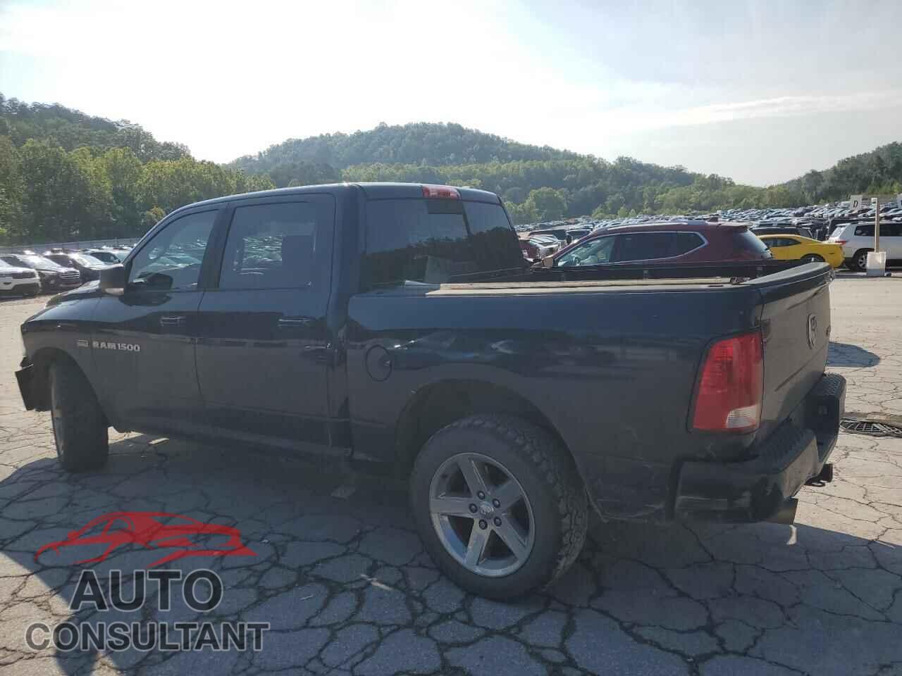 DODGE RAM 1500 2012 - 1C6RD7MT1CS257810