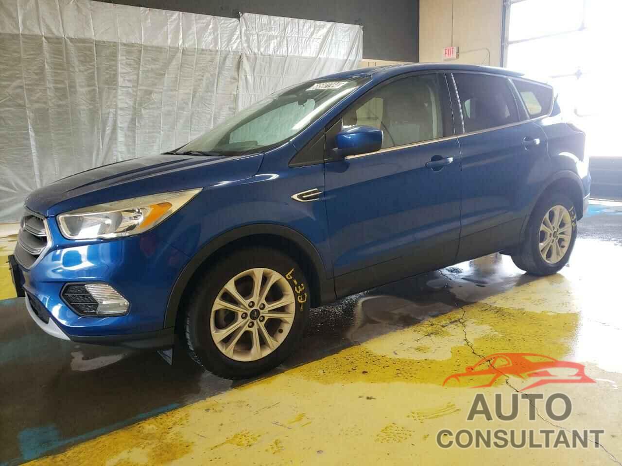 FORD ESCAPE 2017 - 1FMCU0GDXHUE95172