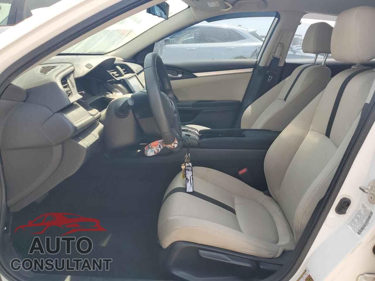 HONDA CIVIC 2017 - 2HGFC2F50HH548377