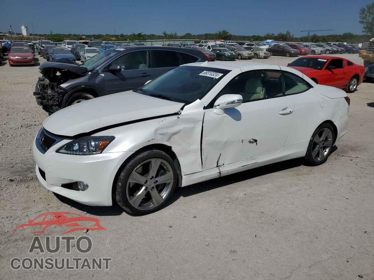 LEXUS IS 2012 - JTHFE2C23C2508393