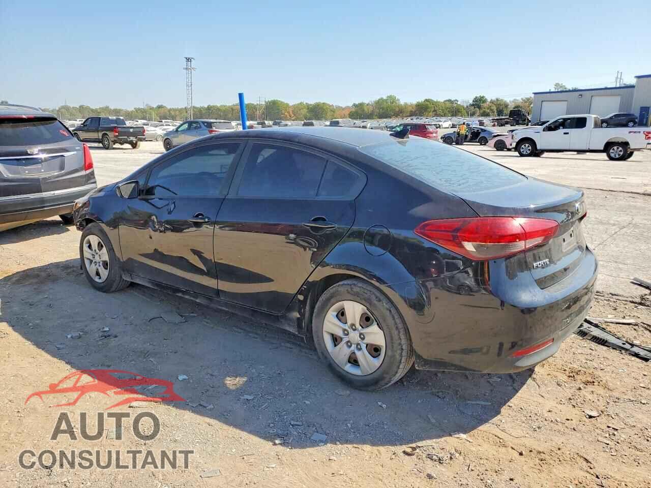 KIA FORTE 2018 - 3KPFK4A75JE228334