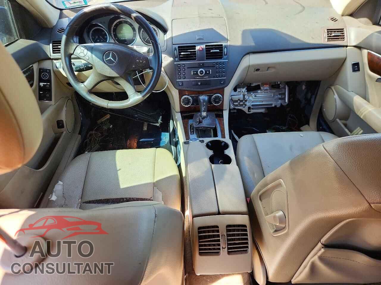 MERCEDES-BENZ C-CLASS 2011 - WDDGF8BB1BF645532