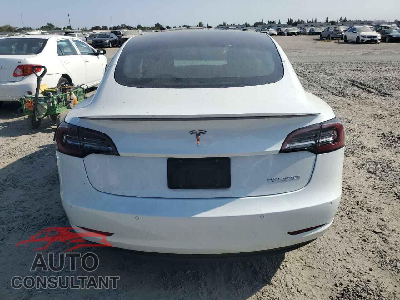 TESLA MODEL 3 2021 - 5YJ3E1EC6MF005184