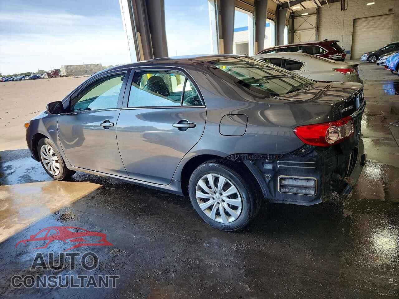 TOYOTA COROLLA 2013 - 2T1BU4EE2DC945777