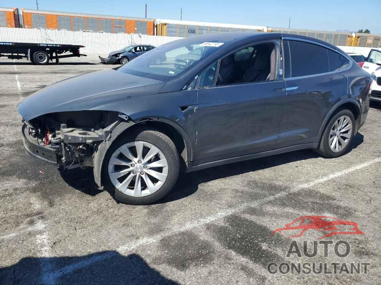 TESLA MODEL X 2018 - 5YJXCBE22JF119103