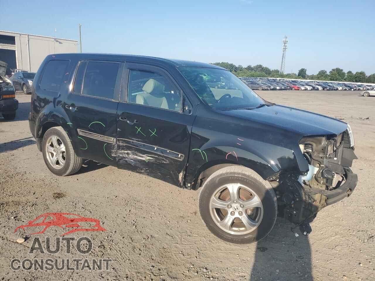 HONDA PILOT 2015 - 5FNYF4H55FB012390