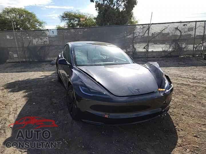 TESLA MODEL 3 2026 - 5YJ3E1EA5TF135518
