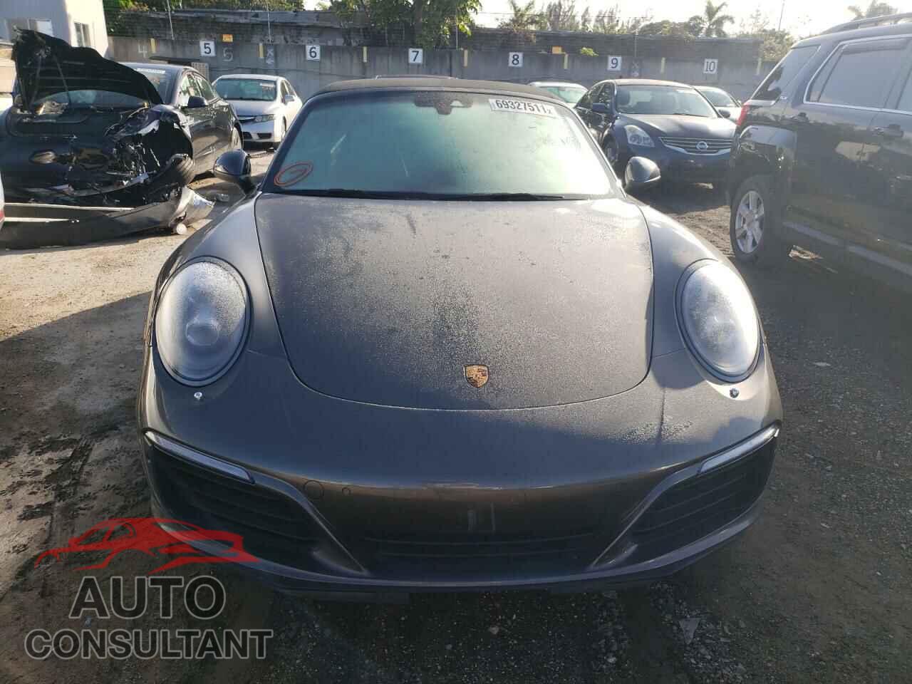 PORSCHE 911 2017 - WP0CA2A97HS141537
