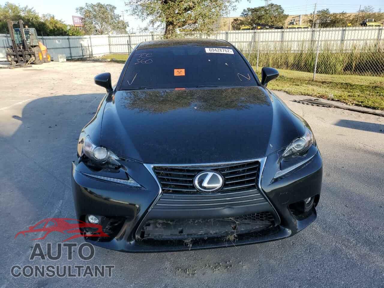 LEXUS IS 2016 - JTHBA1D24G5011165