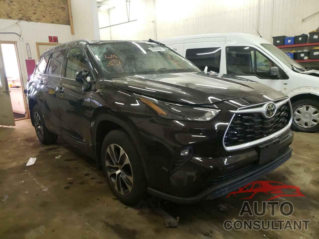 TOYOTA HIGHLANDER 2022 - 5TDGZRBH9NS163603