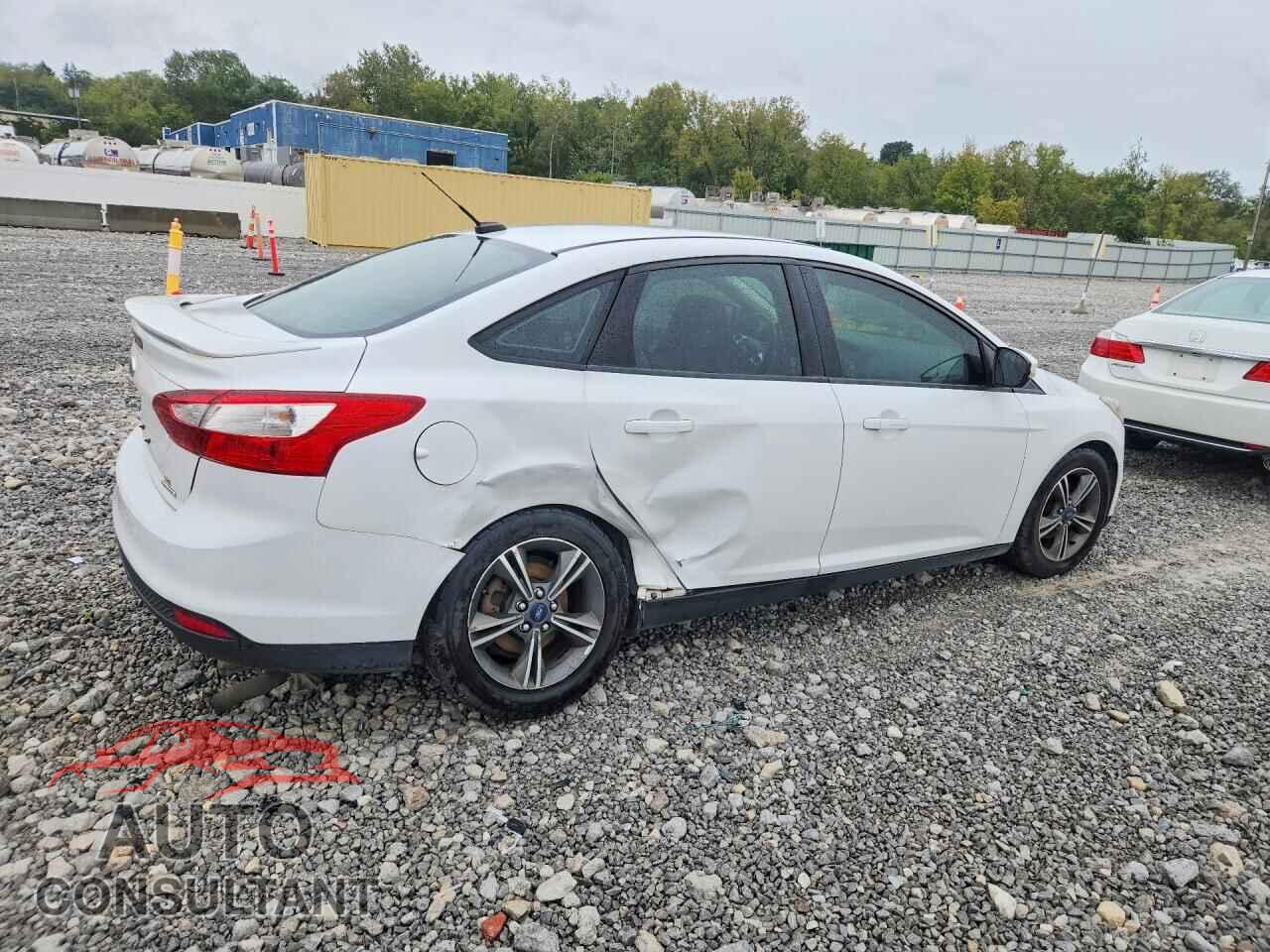 FORD FOCUS 2014 - 1FADP3F28EL142759