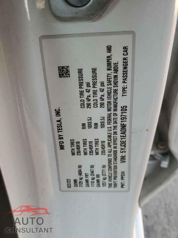 TESLA MODEL 3 2022 - 5YJ3E1EA0NF197105