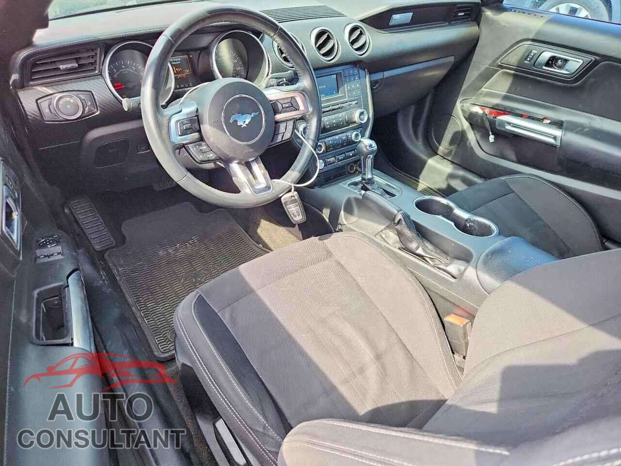 FORD MUSTANG 2018 - 1FA6P8TH0J5108389