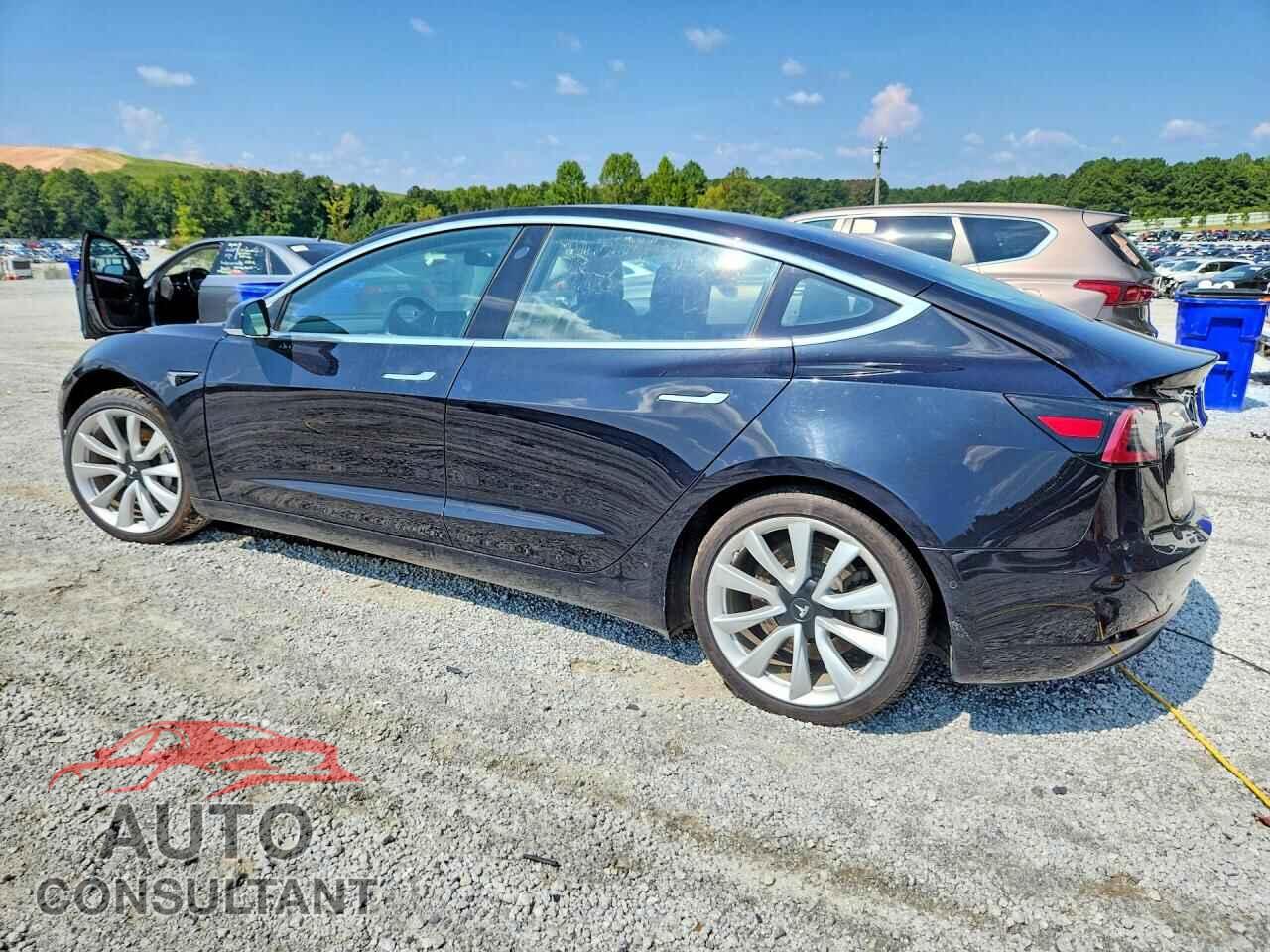 TESLA MODEL 3 2018 - 5YJ3E1EB3JF090438