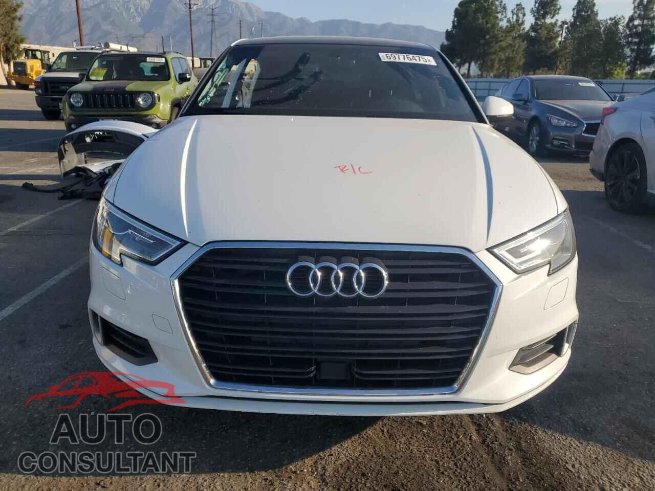 AUDI A3 2018 - WAUAUGFF2J1019686