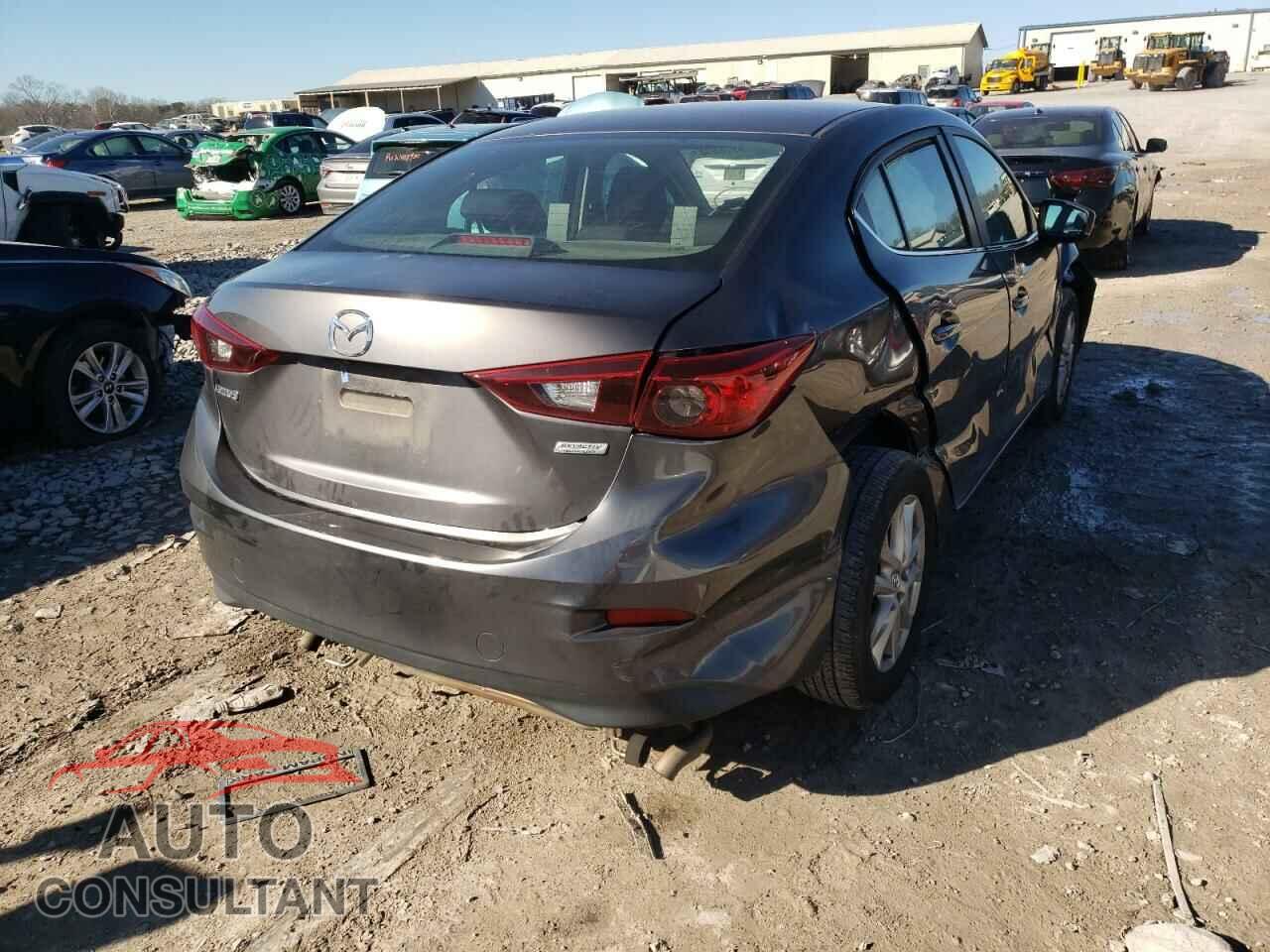 MAZDA 3 2018 - 3MZBN1U70JM173178