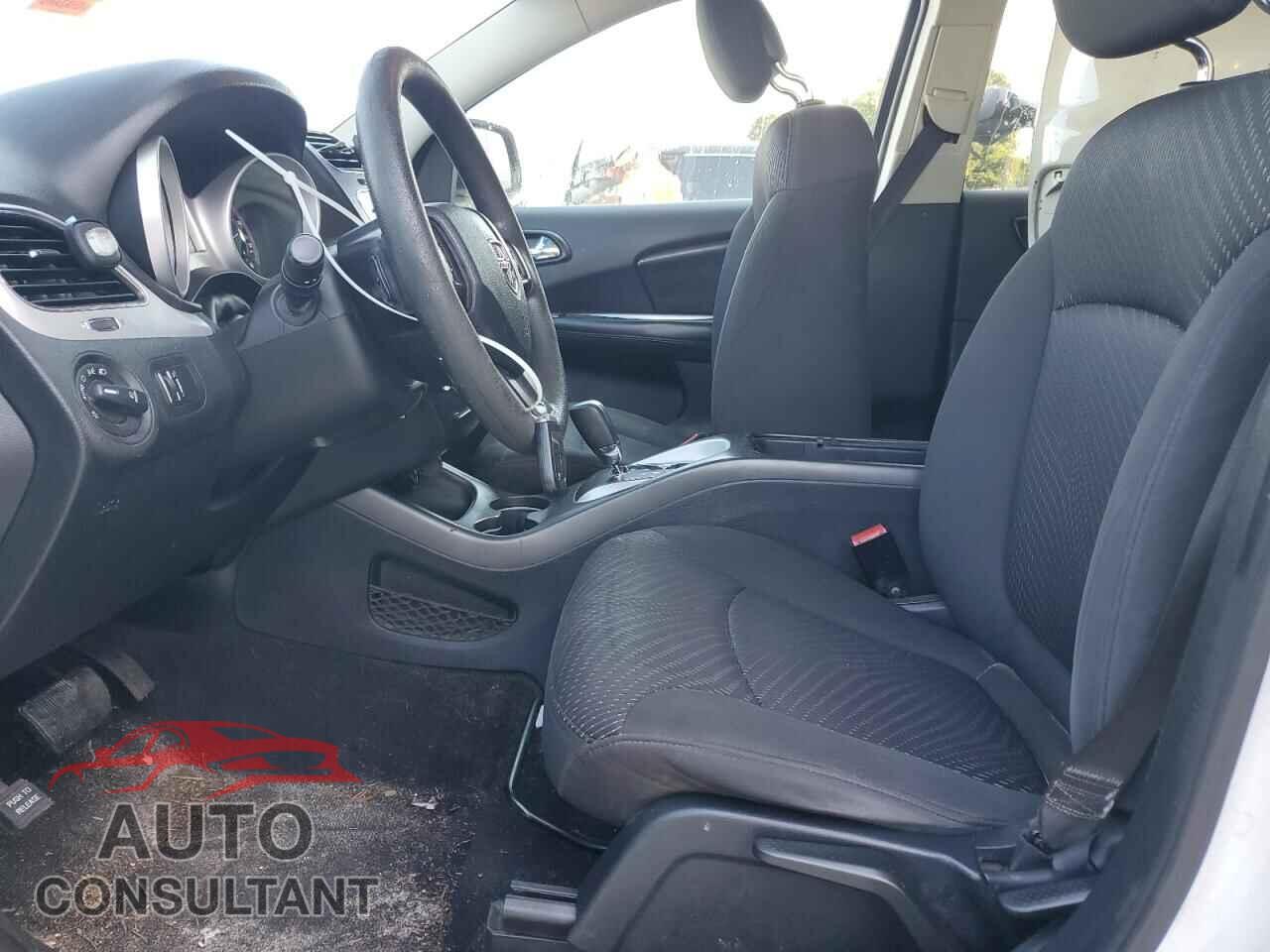 DODGE JOURNEY 2017 - 3C4PDCBB8HT524725