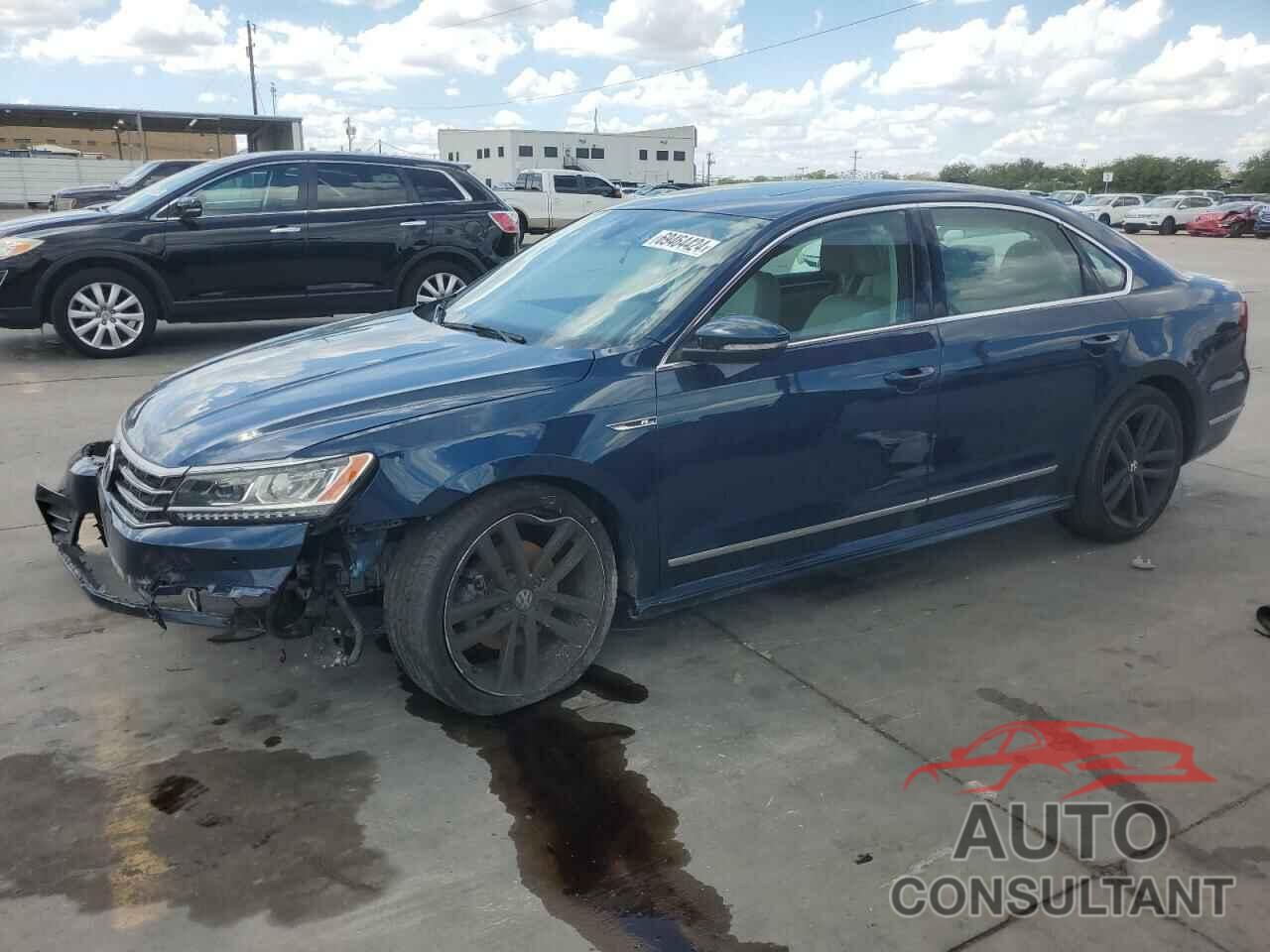 VOLKSWAGEN PASSAT 2019 - 1VWMA7A30KC009067