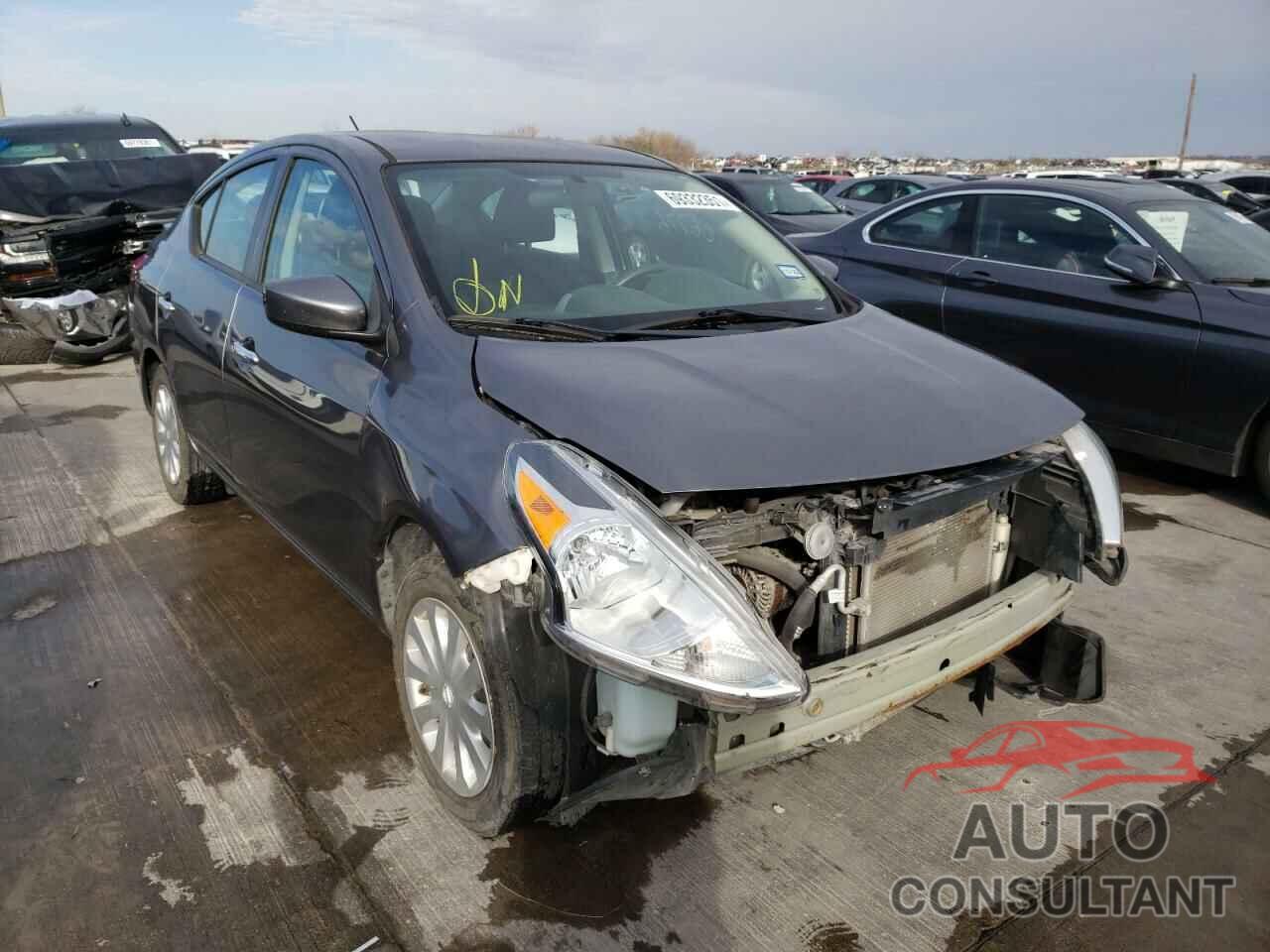 NISSAN VERSA 2017 - 3N1CN7AP7HL807491