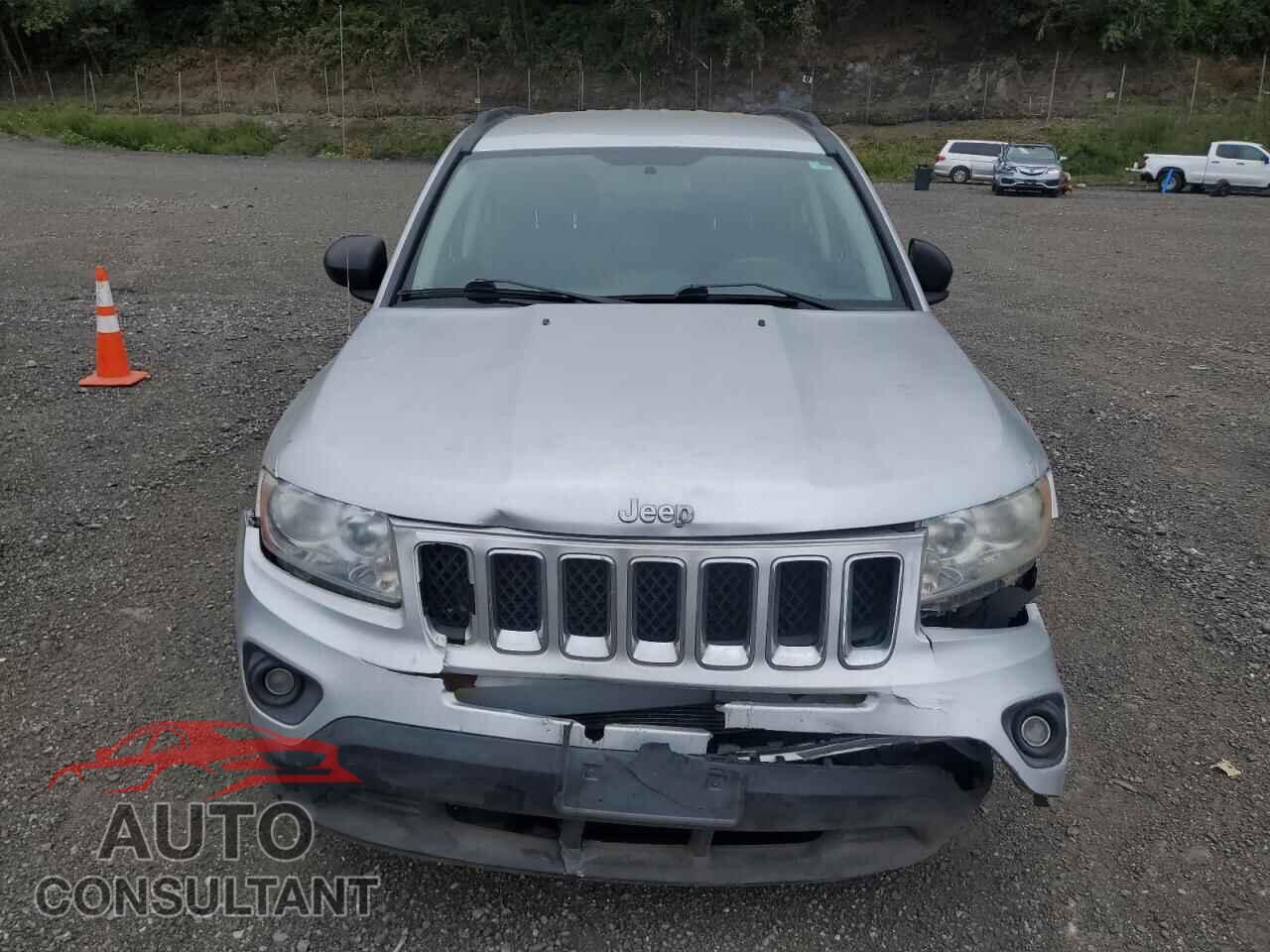 JEEP COMPASS 2011 - 1J4NF1FB0BD157424