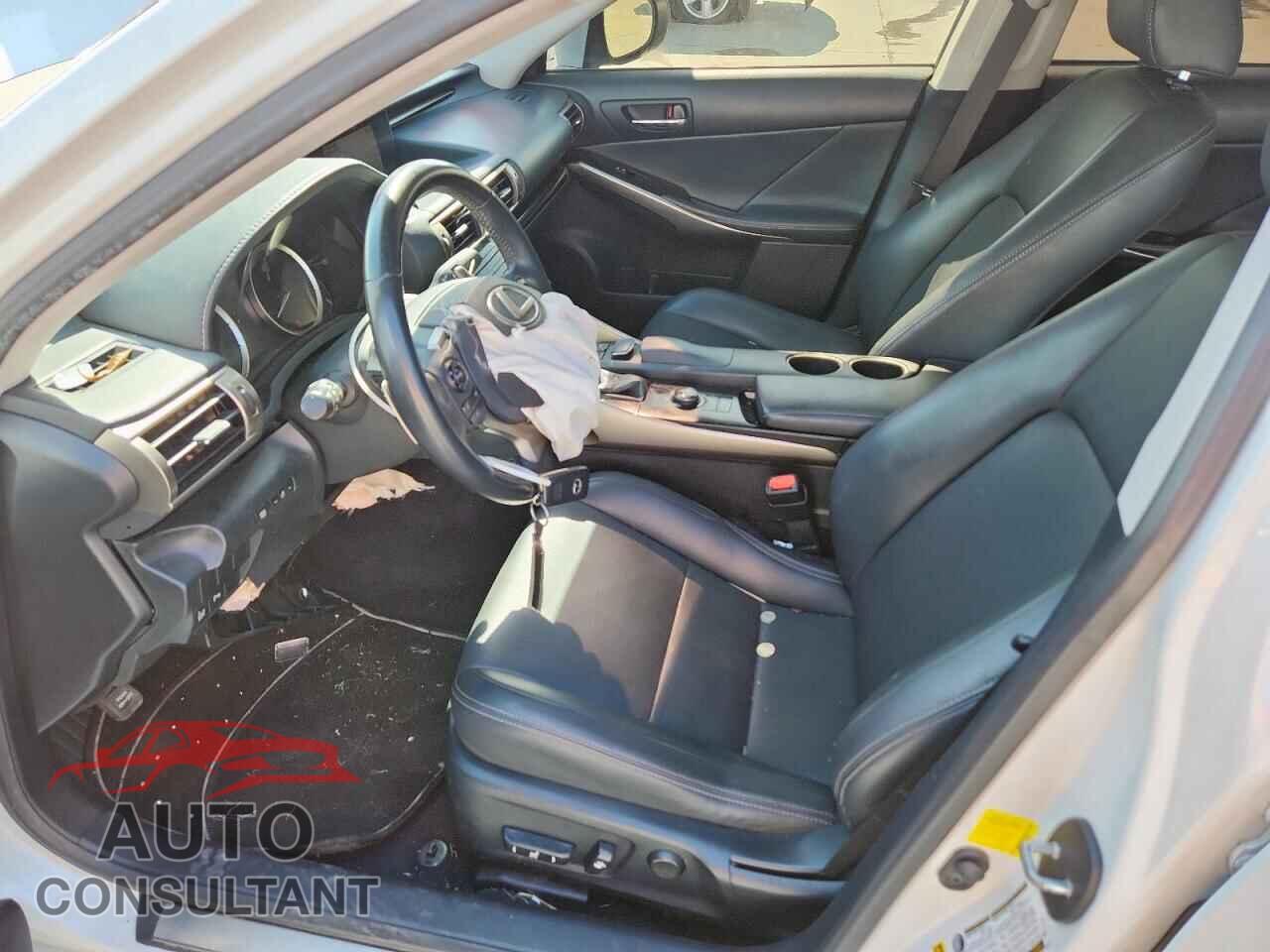 LEXUS IS 2014 - JTHBF1D24E5023248