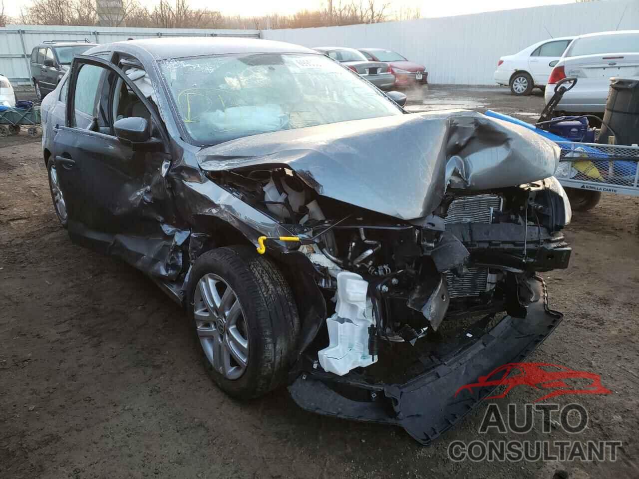 VOLKSWAGEN JETTA 2018 - 3VW2B7AJ9JM263182