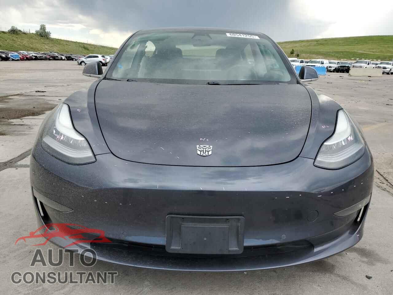 TESLA MODEL 3 2020 - 5YJ3E1EB7LF735532