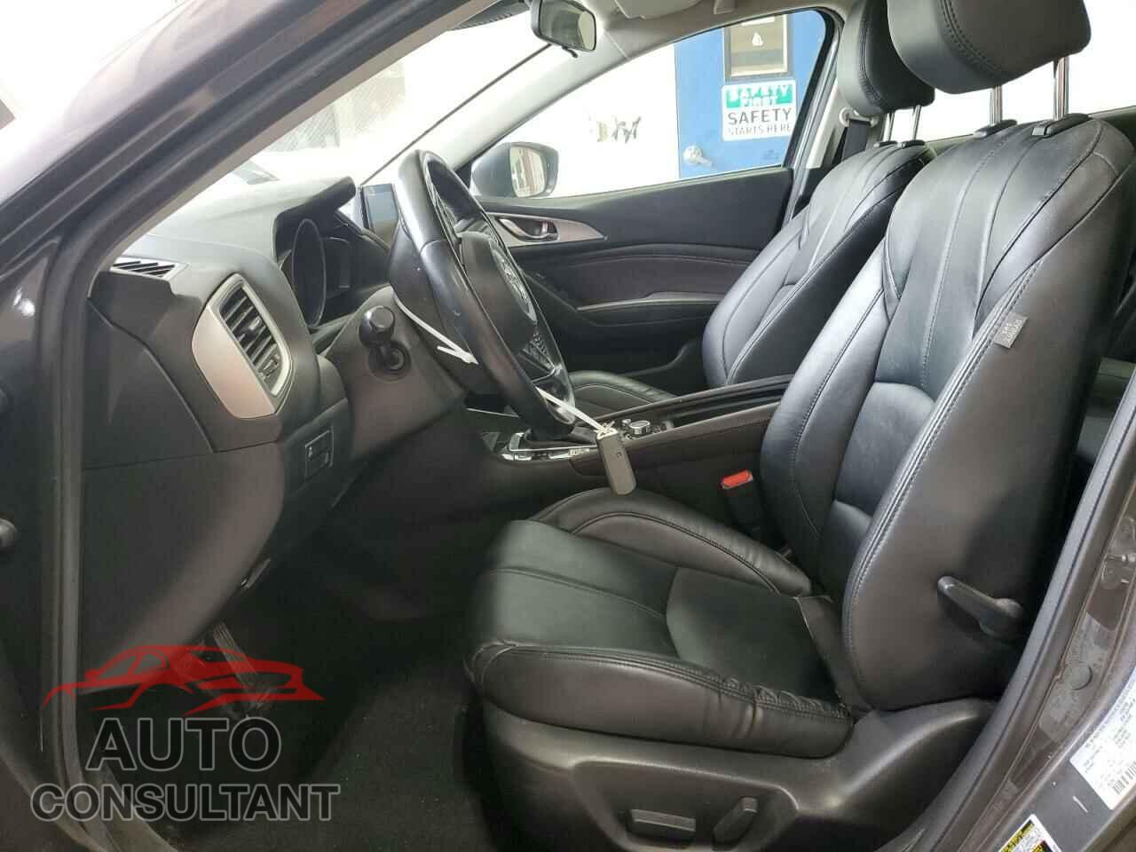 MAZDA 3 2017 - 3MZBN1V76HM113821
