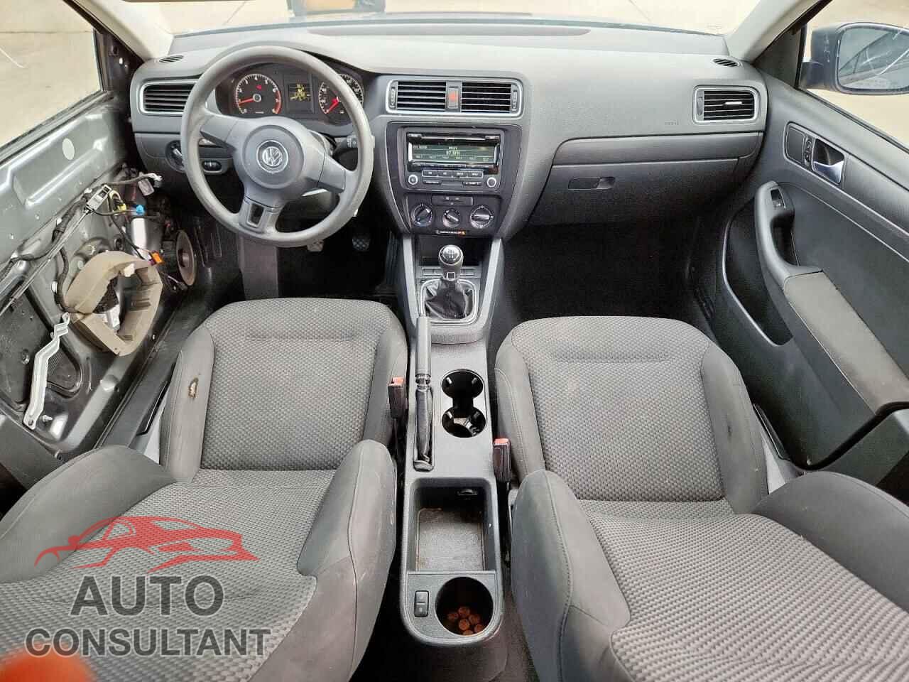 VOLKSWAGEN JETTA 2012 - 3VW1K7AJ6CM365053