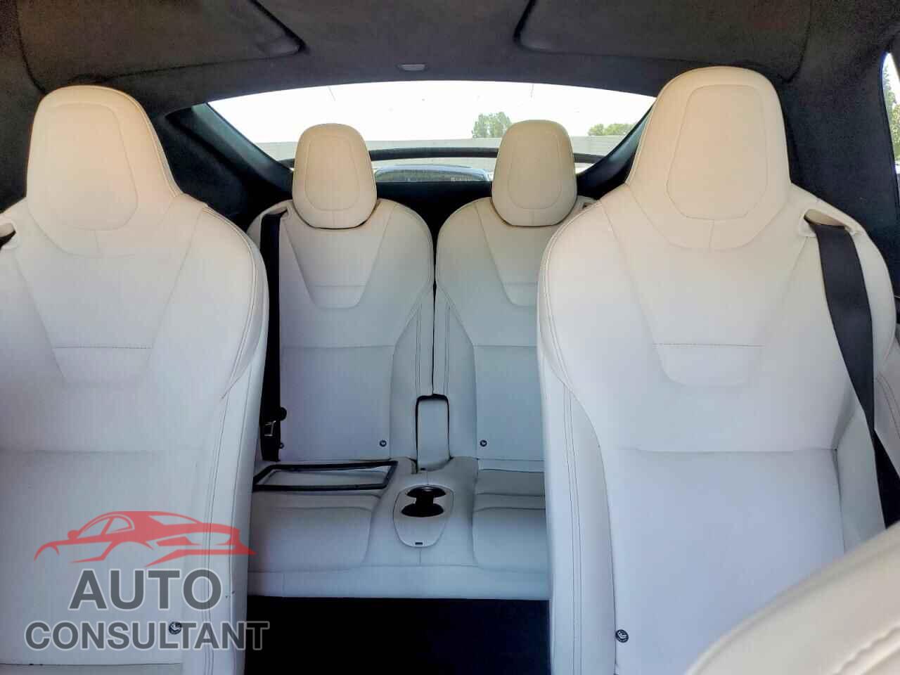 TESLA MODEL X 2017 - 5YJXCBE27HF044392
