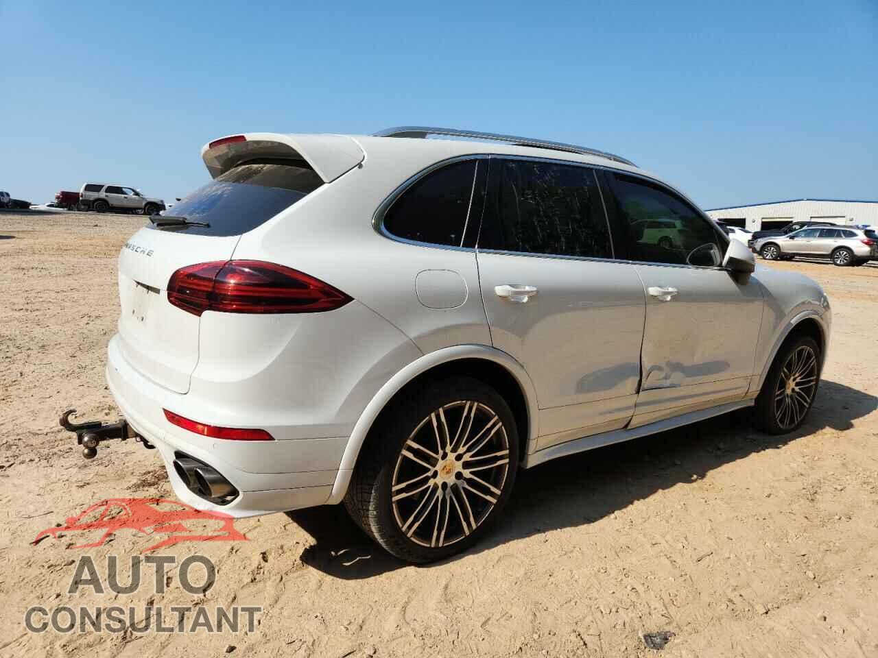 PORSCHE CAYENNE 2015 - WP1AB2A24FLA59813