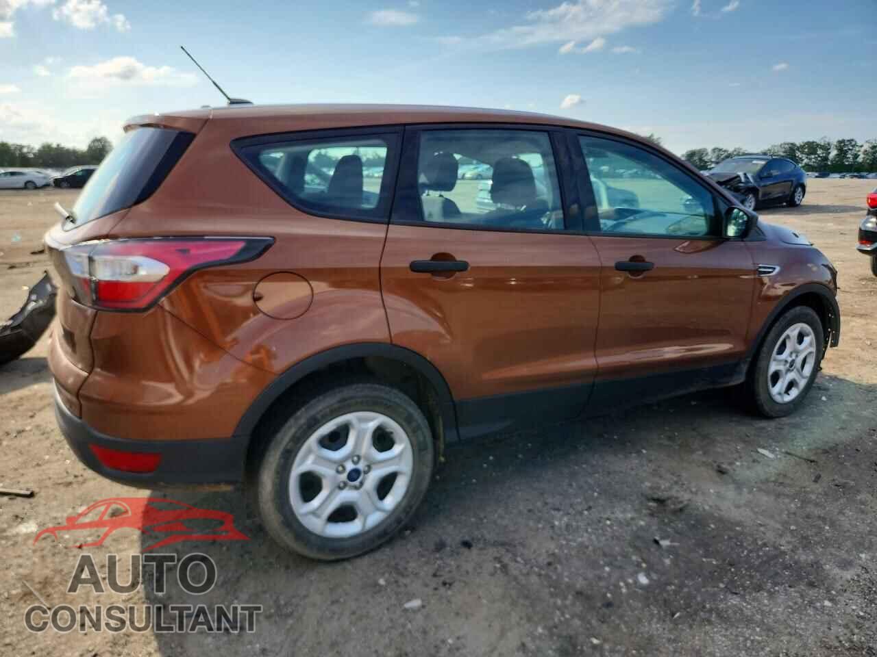 FORD ESCAPE 2017 - 1FMCU0F73HUB49749