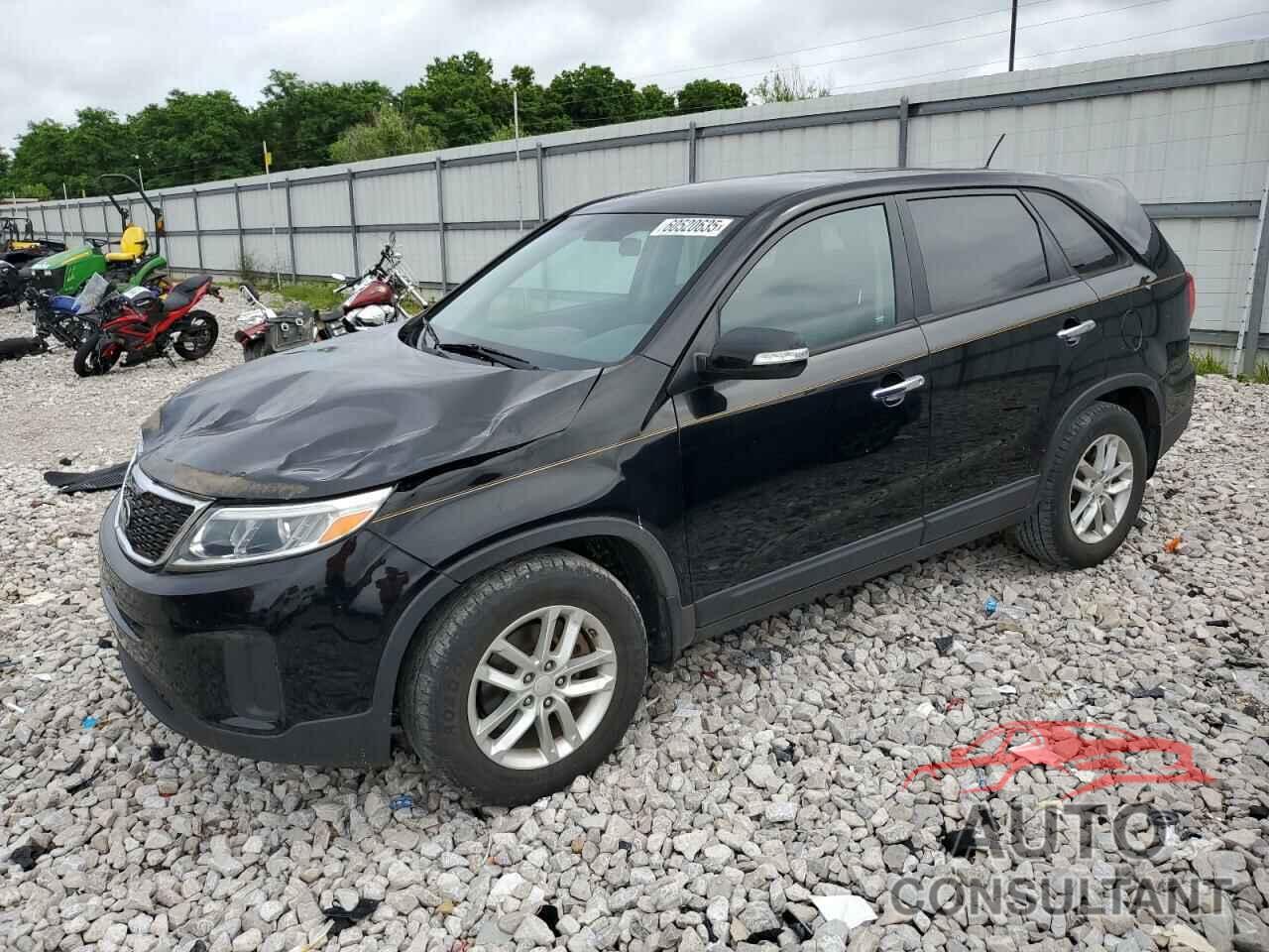 KIA SORENTO 2015 - 5XYKT3A64FG623547