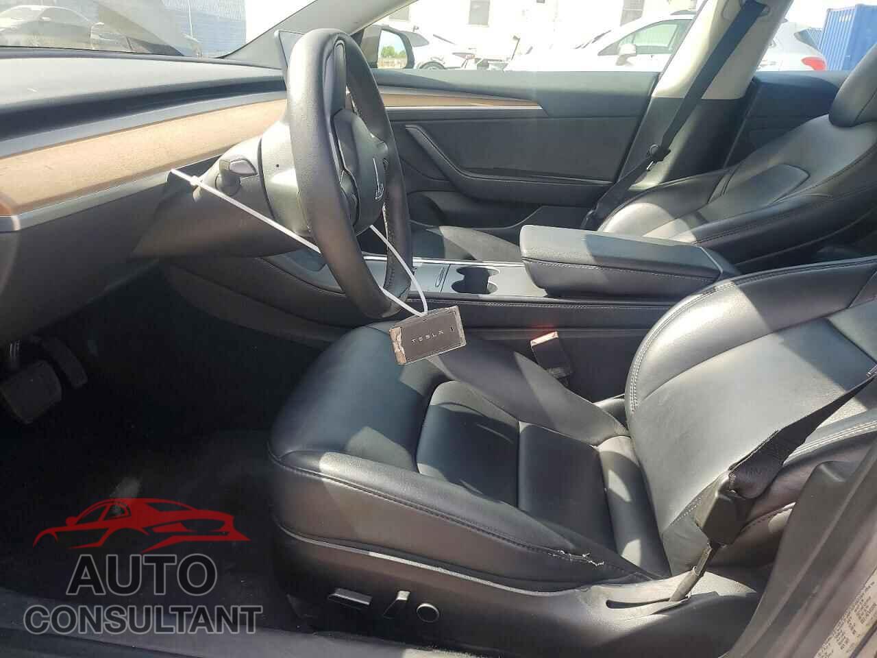 TESLA MODEL 3 2023 - 5YJ3E1EA0PF456887