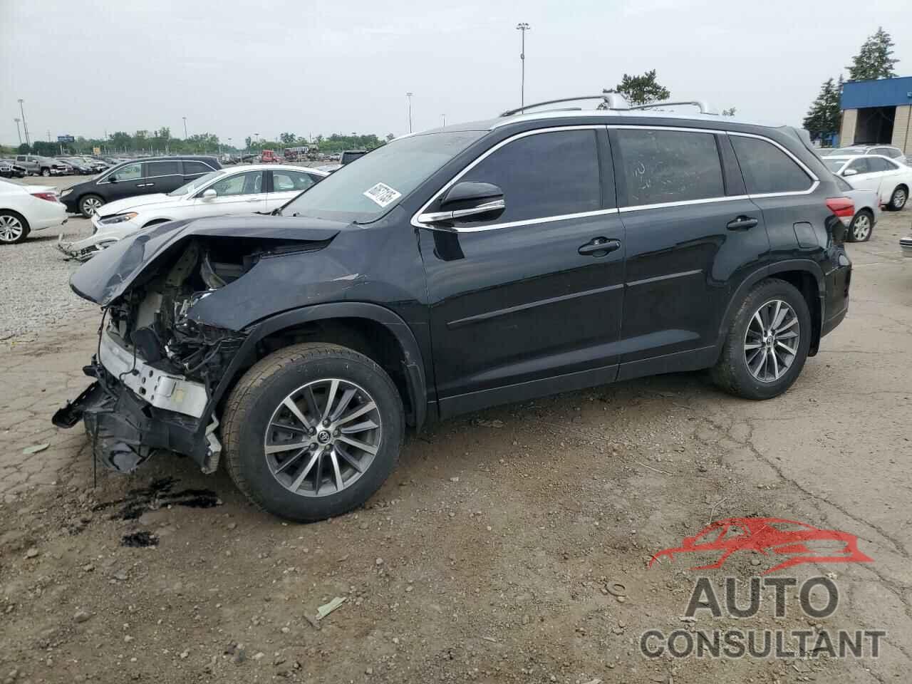 TOYOTA HIGHLANDER 2019 - 5TDJZRFH1KS612817