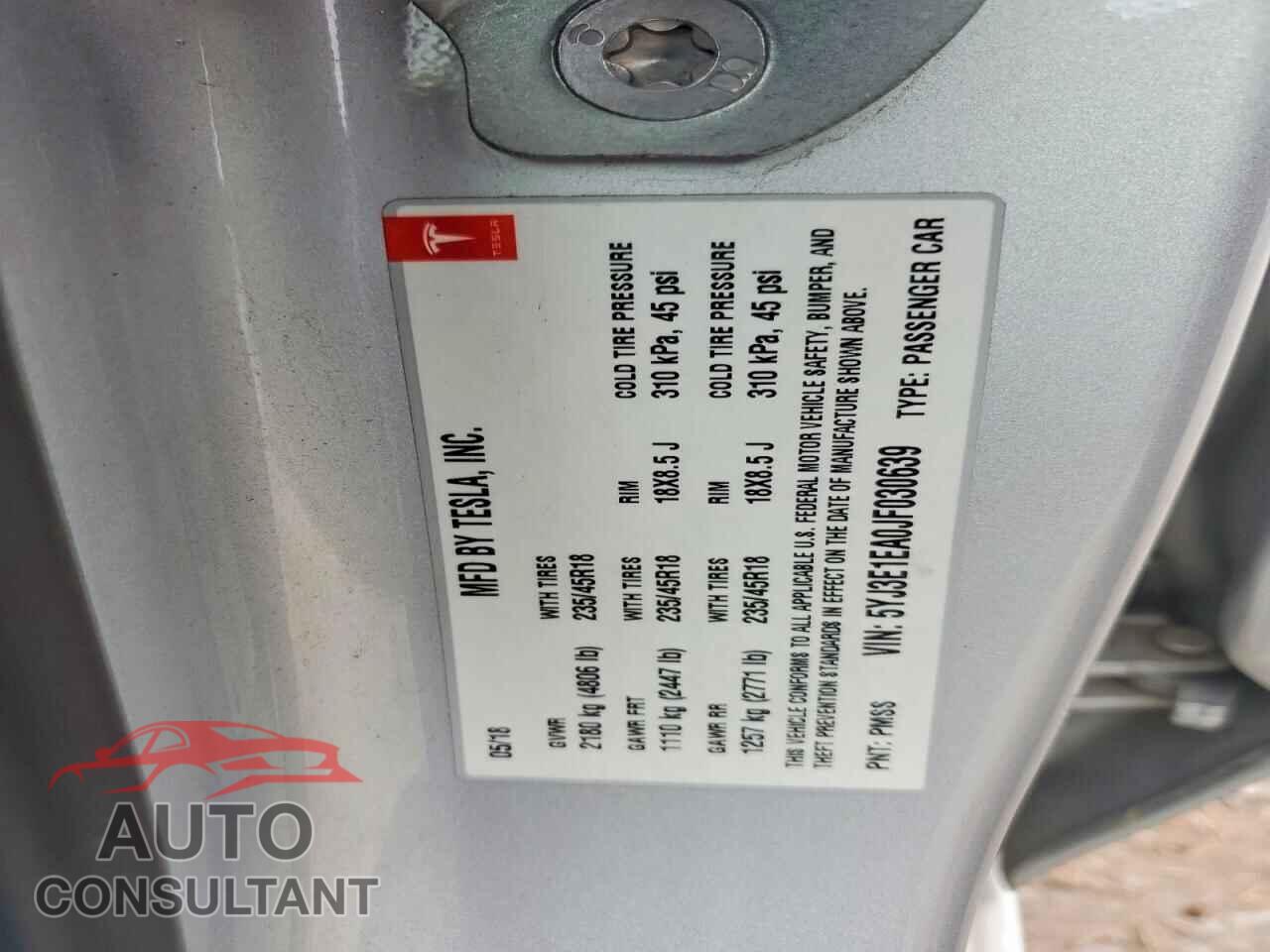 TESLA MODEL 3 2018 - 5YJ3E1EA0JF030639