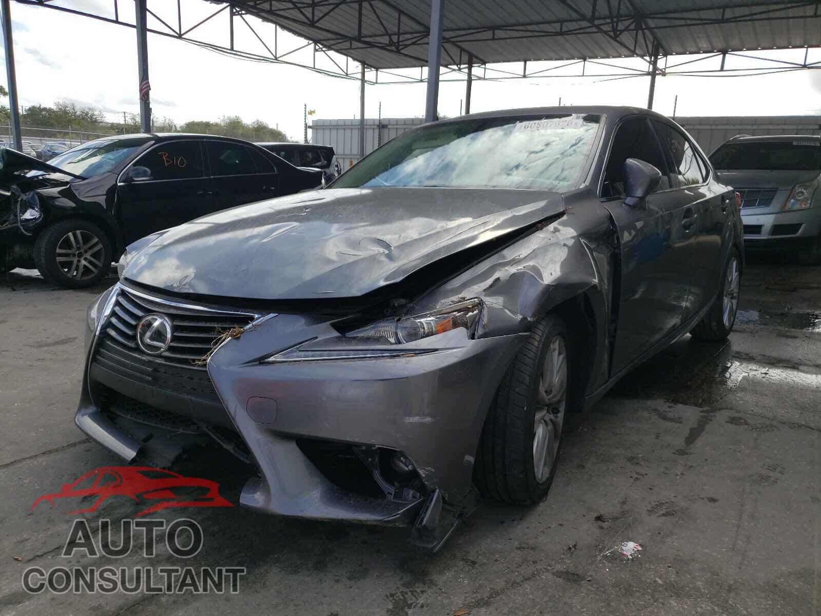 LEXUS IS 2016 - JTHBA1D21G5022432