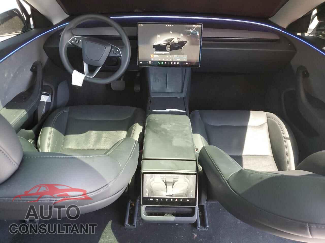 TESLA MODEL 3 2024 - 5YJ3E1EA4RF782713