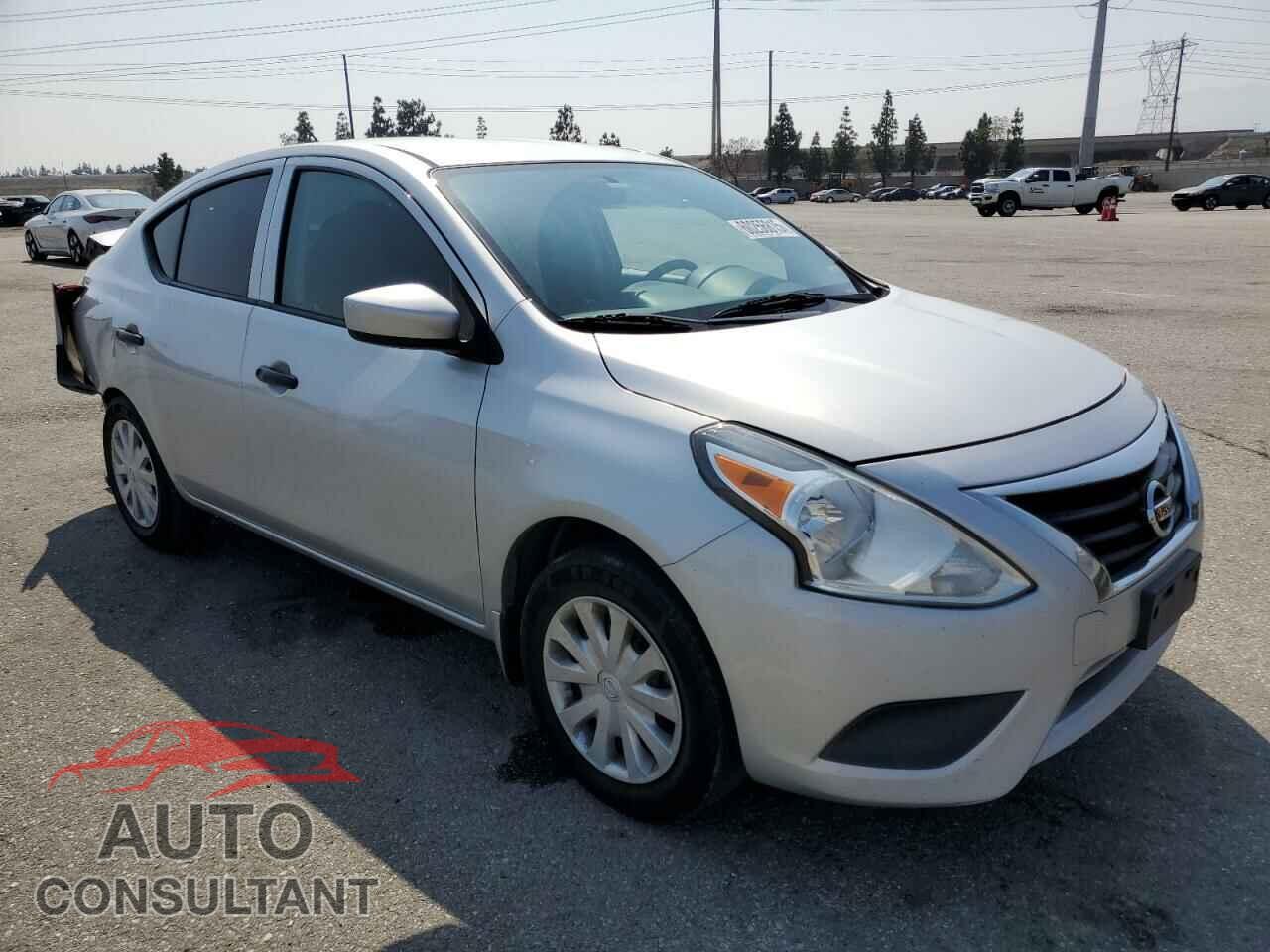 NISSAN VERSA 2017 - 3N1CN7AP7HL864113