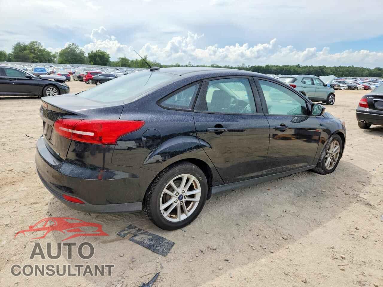 FORD FOCUS 2017 - 1FADP3F21HL241878