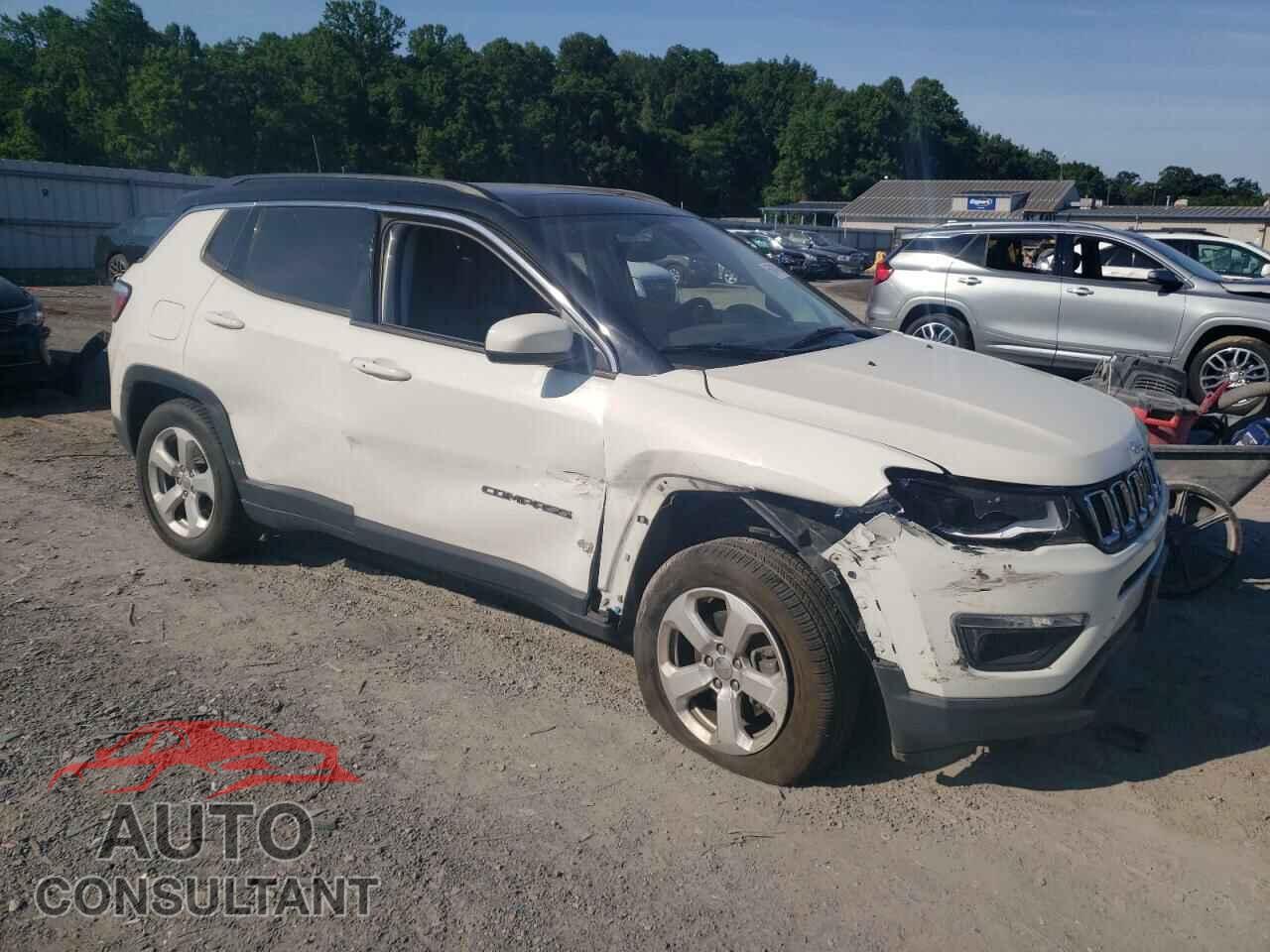 JEEP COMPASS 2018 - 3C4NJDBBXJT192010