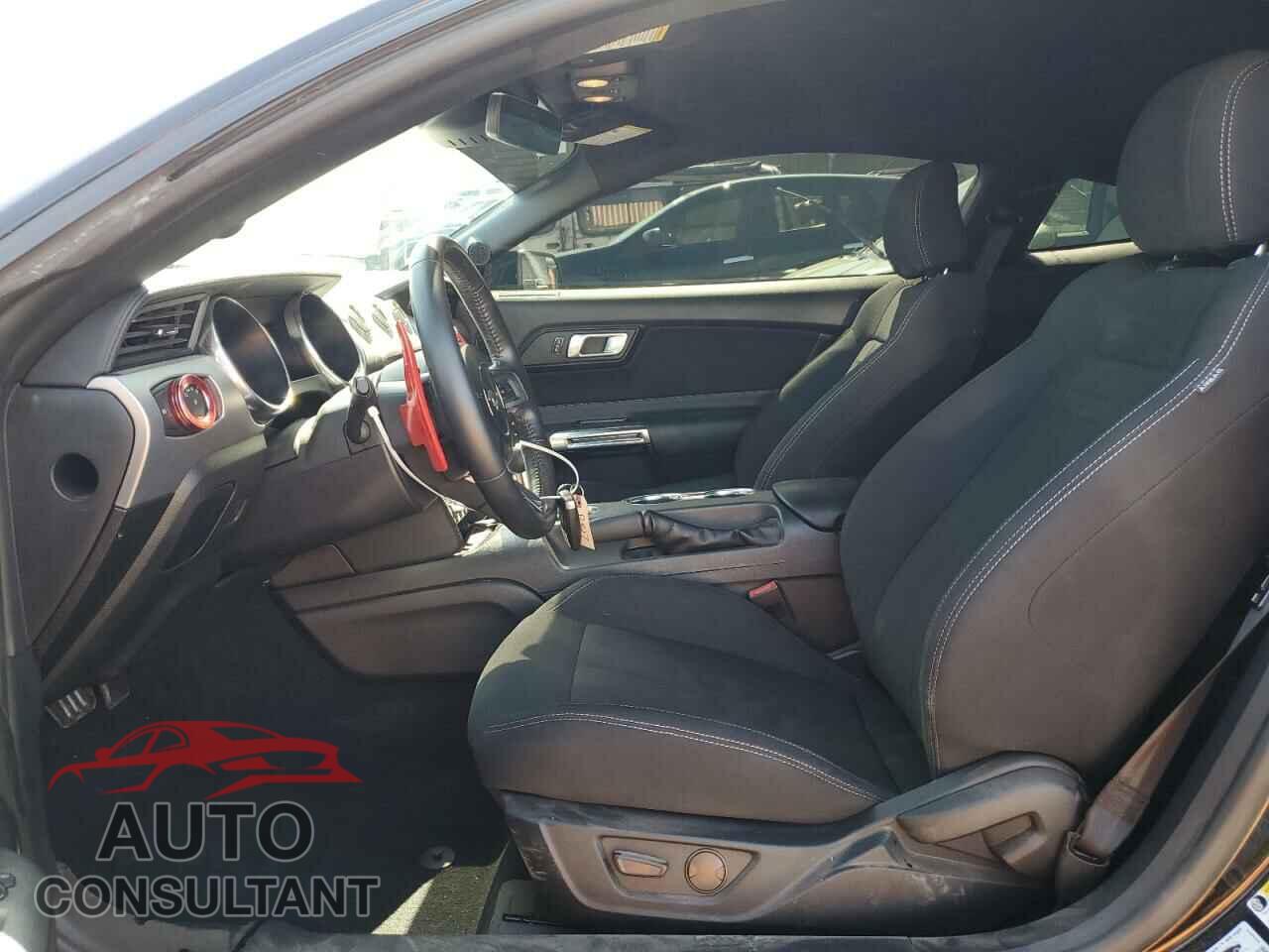 FORD MUSTANG 2022 - 1FA6P8CF7N5122794