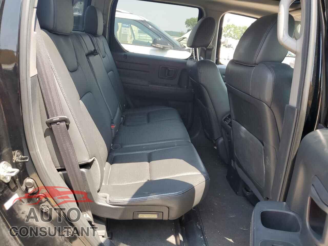 HONDA RIDGELINE 2014 - 5FPYK1F60EB008131