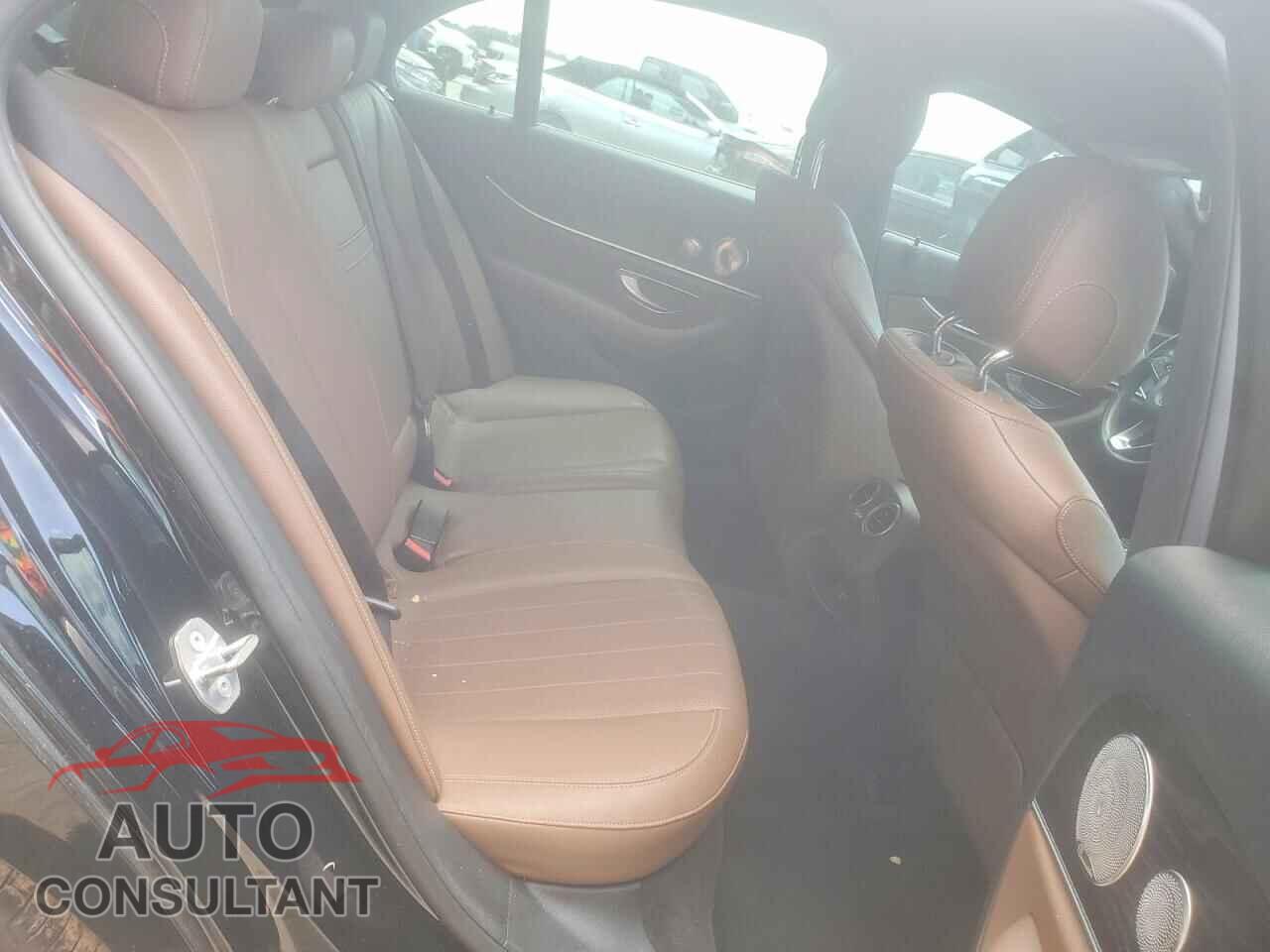 MERCEDES-BENZ E-CLASS 2018 - WDDZF4KB0JA342240
